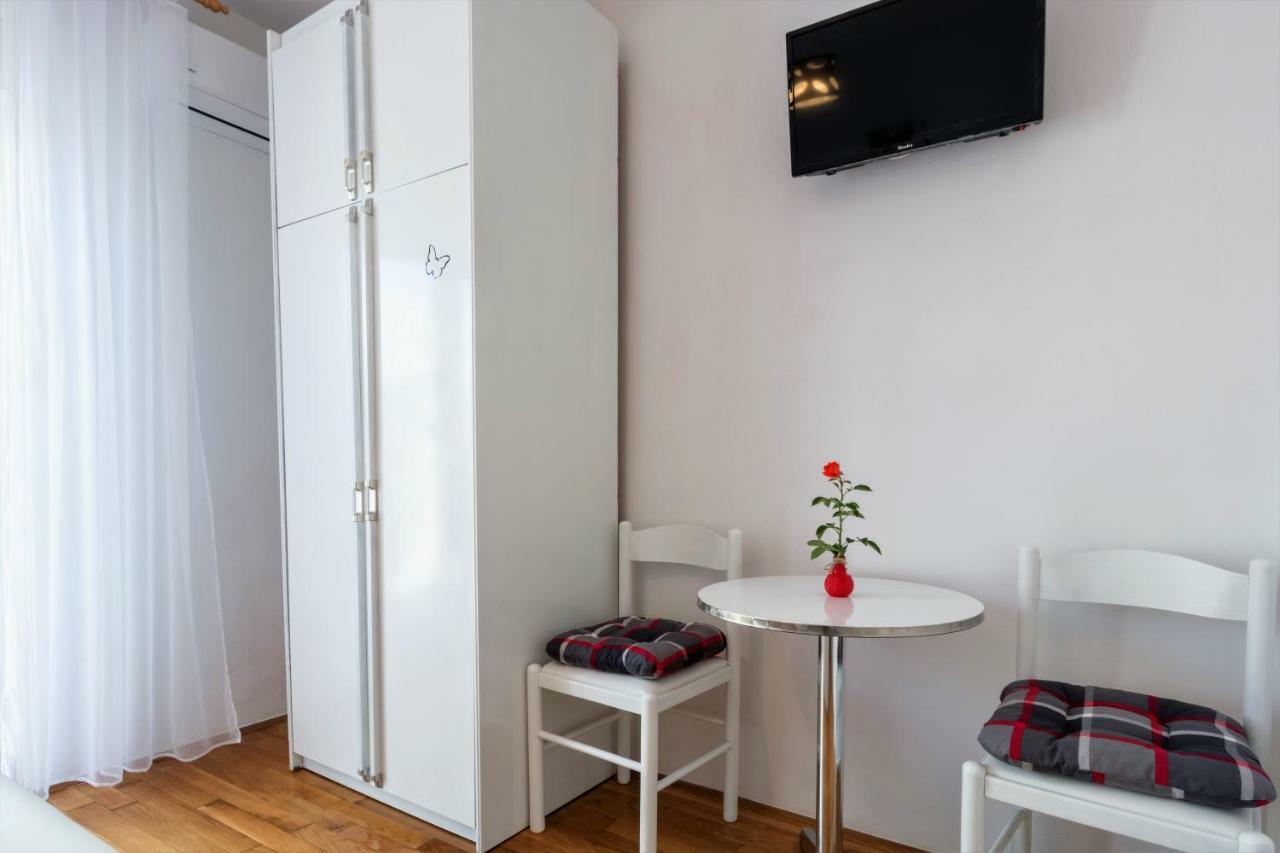 Vacation House Maslina Rupalj Exterior foto